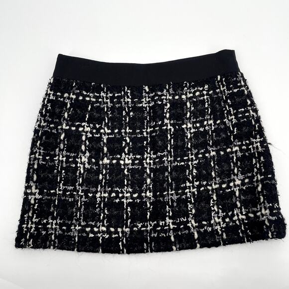 MILLY OF NEW YORK Wool Blend Tweed Black & White Mini Skirt // 2 - Picture 6 of 8